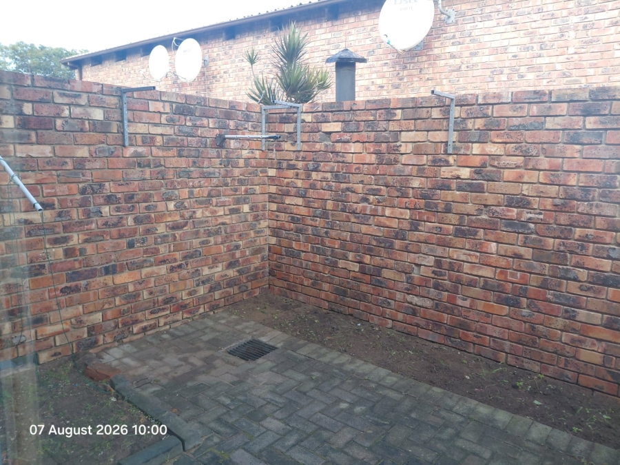 1 Bedroom Property for Sale in Walmer Eastern Cape